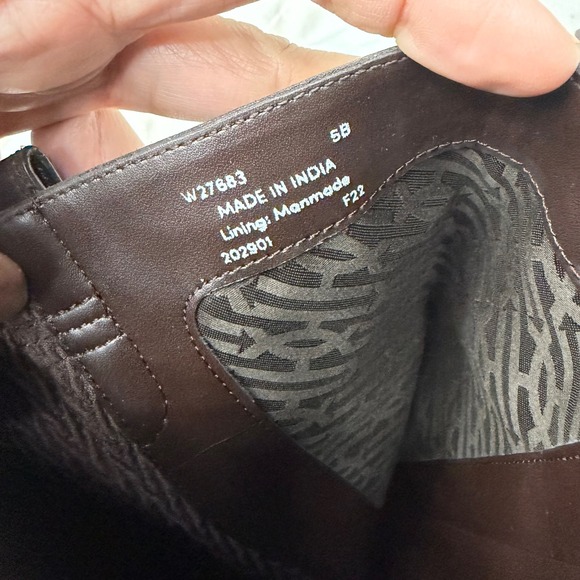 NWT Cole Haan Women's Stretch Water-Resistant Boots Dark Chocolate Leather 5B - Picture 4 of 5